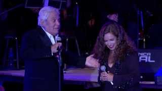 Chico Novarro y Sandra Mihanovich quotAlgo contigoquot  Vendimia 2014 HD [upl. by Vikki787]