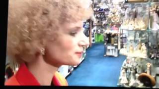 Kath and Kim scene Throo for ya cartch [upl. by Scoville]