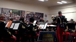 Concert de marche Harmonie Royale Saint Michel Gerpinnes 2017 13 Honneur aux Basses [upl. by Holli792]