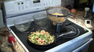 Creamy Garlic Chicken Pasta [upl. by Oiramed680]