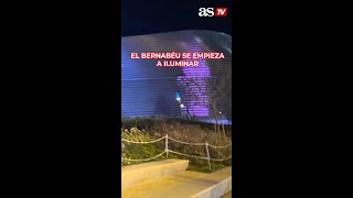 BERNABÉU se ILUMINA y es ESPECTACULAR así se va a ver la FACHADA ENVOLVENTE del ESTADIO [upl. by Yenttihw950]