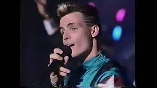 Vanilla Ice  1st time at Arsenio Hall Show only song Ice Ice Baby 1990 [upl. by Hammerskjold]