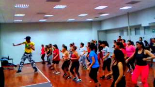 BAILETON TONERAS DEL 2000 PUNTO FITNESS AREQUIPA [upl. by Myra]