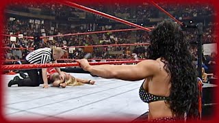 Chyna gives Bob Backlund a quotlow blowquot RAW IS WAR Mar 13 2000 [upl. by Let]