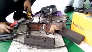 HOW TO REPAIR EXHAUST MANIFOLD GASKET LEAK MITSUBISHI CANTER [upl. by Ramsdell]