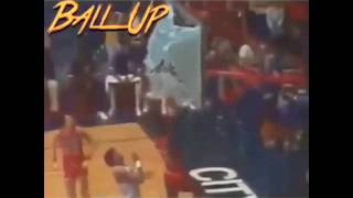 Daryl Dawkins backboard shattering dunk [upl. by Bray845]