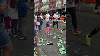 Esta MENINA vai fazer algo MUITO FOFO durante essa CORRIDA 😨 [upl. by Ecerahc]