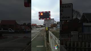 Hutton Cranswick Railway Station Level Crossing 30102024 railwaystation levelcrossing [upl. by Laurella]