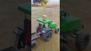 Tractor 🚜 pe adarak and lahsun ka paste tractor automobile [upl. by Lebana318]