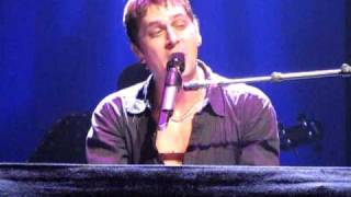 Little Wonders Rob Thomas NYC 111209 [upl. by Premer]