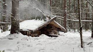 HIDING IN A WARM DUGOUT AFTER A SNOWFALL COZY SURVIVAL AT 20 INSIDE [upl. by Gardia]