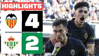 VALENCIA CF 4  2 REAL BETIS I RESUMEN LALIGA EA SPORTS [upl. by Nitsruk]