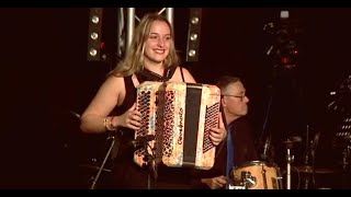 Florine MALHERBE  Cest La Fête en Bavièrequot et quotViva la Fiesta Portugaisequot [upl. by Henebry936]