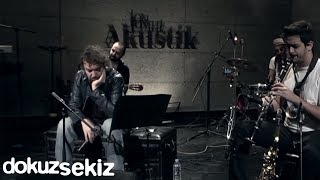 Halil Sezai  Paramparça JoyTurk Akustik [upl. by Brocklin]