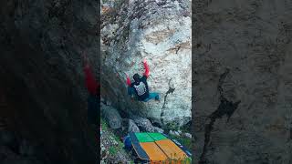 Mortician 7A  Niegowonice  boulder climbing bouldering rockclimbing climber [upl. by Goeger]