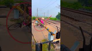 Don’t Cross The Close RailGate Shorts viralshorts Indiantrainlnfo 4kvideo [upl. by Eseerehs]