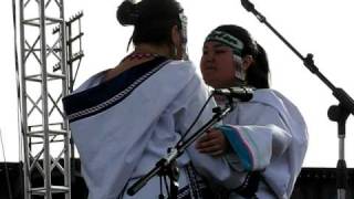 Nukariik Inuit Throat Singing Richmond Folk Festival 2008 [upl. by Ecyal170]