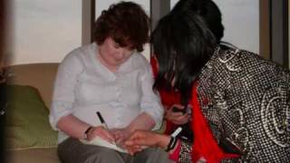 susan boyle  in Japan with her fans [upl. by Olnay600]