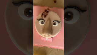 قالب الخشم 😳  cake كيك كيكات اغاني قصص قصة عجينةالسكر fondant funny recipe وصفات [upl. by Dorotea]