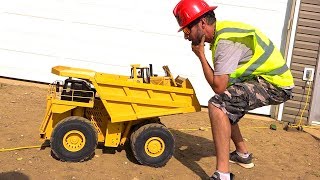 YouTube GOLD  I SIT IN IT UNBOXiNG a 797F MINE TRUCK amp RC4WD DOZER s1 e7  RC ADVENTURES [upl. by Port]