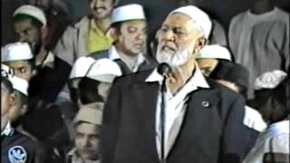 Quran or the Bible  Preview of UK Debate in South Africa  Sheikh Ahmed Deedat [upl. by Adnarym]