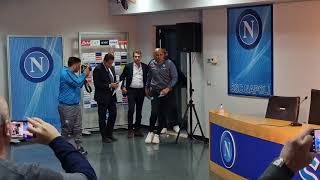 SPALLETTI ENTRA IN CONFERENZA E INIZIA LO SHOW AVETE VISTO IL GESTO DEI GIORNALISTI🤩 [upl. by Ejrog400]