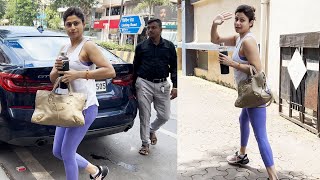 Shamita Shetty Snapped At Clinic In Bandra [upl. by Beeson257]