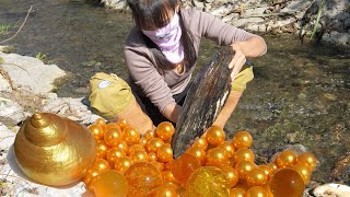 🔥🎁A Day to Remember Girl Finds Precious Pearl Hidden in Unusual Shell of a Gigantic Mutant Clam [upl. by Nestor797]