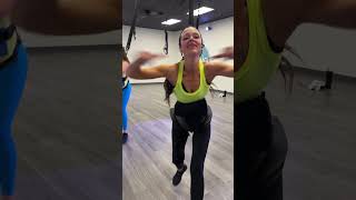 When the beat drops 💧 slingbungee workoutmotivation fitness dance [upl. by Hoem]