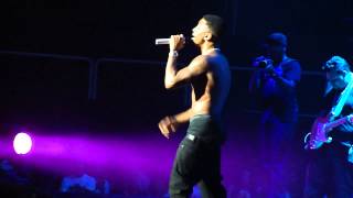 Trey Songz Performing quot2 Reasonsquot at Wild Jam 2013 in San Jose Ca [upl. by Thurber146]