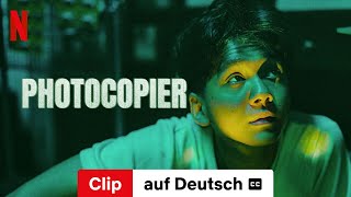 Photocopier Clip mit Untertitel  Trailer auf Deutsch  Netflix [upl. by Lenrad34]