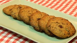 Galletas con chispas de chocolate Receta fácil y rápida [upl. by Hnirt814]