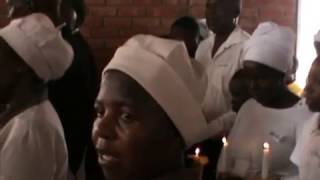 Zimbabwe Catholic Ndebele Songs  Mvana kaNkulunkulu Wena Osusa Izono Zomhlaba [upl. by Tterb237]