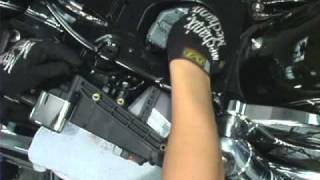 Vance and Hines Fuelpak Installation  DYNA [upl. by Nobell]