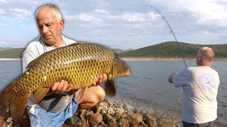 Pecanje šarana na Bilećkom jezeru  Dubinsko pecanje  Fishing carp in lake [upl. by Lucius24]