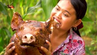 Cooking Pig Head at the Farm  Natural Grilling Pig Head [upl. by Lemmuela]