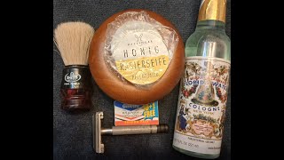 X4 1952 fourth quarter Gillette Back Tip Super Speed razor with Haslinger Honey Soap [upl. by Jonathon868]