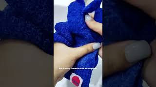 Easy to 🧼 best exfoliating gloves ever [upl. by Akinal]