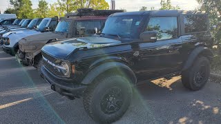 2024 Bronco 2 door wSasquatch package vs 4 door and FJ Cruiser [upl. by Airamasor933]