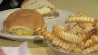 Were Open Sollys Grille still known for its butter burger 29 years later [upl. by Winter]