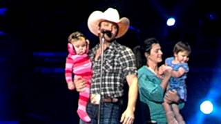 Justin Moores wife and kids  Eric Church concert [upl. by Pussej]