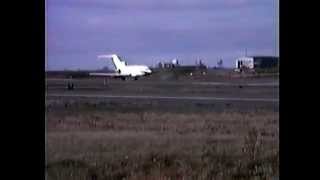 ARCO Boeing 727 landing with nose wheel up [upl. by Douty]