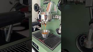 Mini Van Coffee Shop Cute Design Maker Cafe Mobile Kopi  Thai Street Food coffee cafe cafevlog [upl. by Kress894]