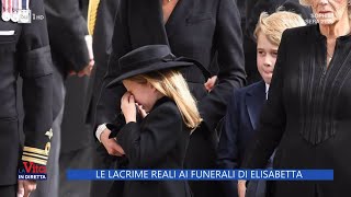 Le lacrime reali ai funerali di Elisabetta II  La Vita in diretta 20092022 [upl. by Oijres750]