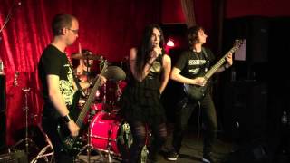 Kalidia  Dollhouse Labyrinth of thoughts  Live Giffard Arms Wolverhampton 8516 [upl. by Ttimme880]