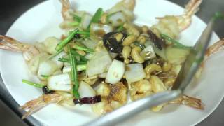 Pan Yaah  Phuket Food Review [upl. by Calabrese]