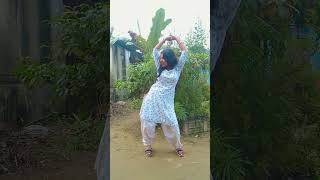 Bindiya camke curi khanke loge mare youtubeshot dance [upl. by Norted]