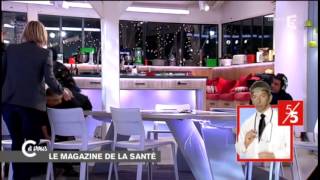 Patrick Cohen fait un malaise en direct [upl. by Ellekram]