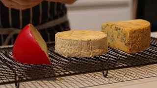 Turan Kaldrøkt ost  Edamer Camembert og Stilton [upl. by Adnolahs]