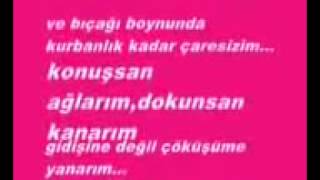 Saçlarıma aklar düştü başıma kar yağmış gibi çiçeğimi kopardın sen sonbahar da kalmış gibi yaralı [upl. by Damas]